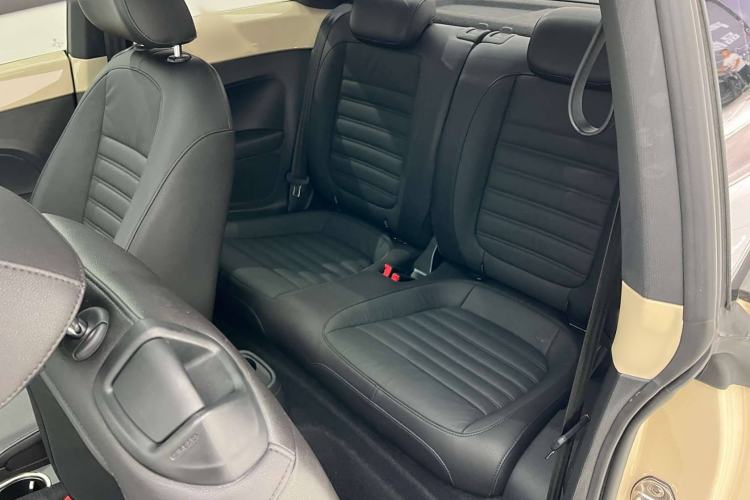 Used Volkswagen Beetle 2019 280TSI Collector's Edition Interior 7