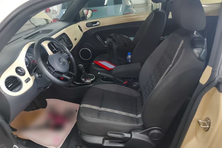 Used Volkswagen Beetle 2019 180TSI Collector's Edition Left Front Seat