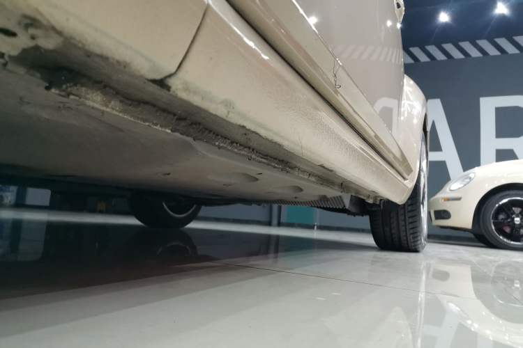 Used Volkswagen Beetle 2019 280TSI Collector's Edition Left Side Sill
