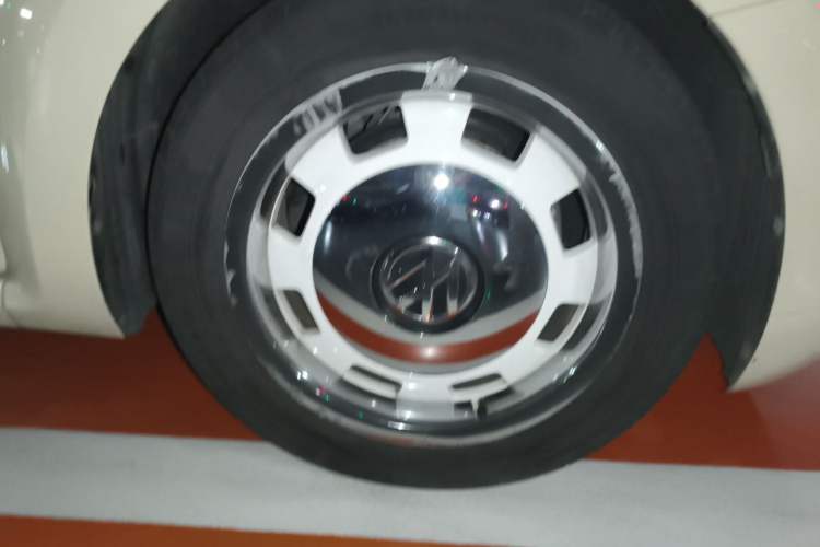 Used Volkswagen Beetle 2019 180TSI Collector's Edition Right Front Wheel Hub