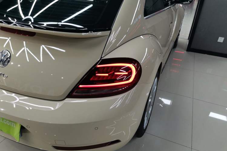 Used Volkswagen Beetle 2019 280TSI Collector's Edition Right Rear Taillight