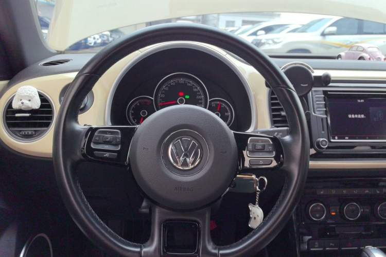 Used Volkswagen Beetle 2019 180TSI Collector's Edition Steering Wheel