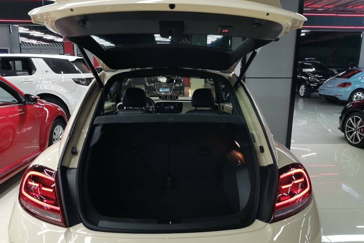Used Volkswagen Beetle 2019 280TSI Collector's Edition Trunk