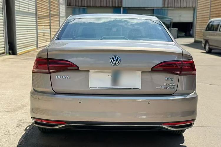Used Volkswagen Bora 2020 1.5L Automatic Comfort Model Exterior 4