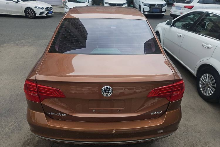 Used Volkswagen Bora 2018 1.5L Automatic Comfort Model Exterior 4