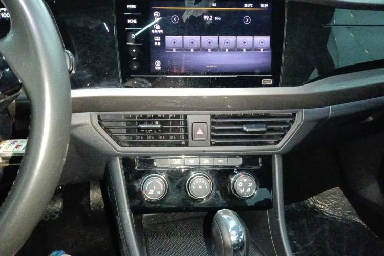 Used Volkswagen Bora 2021 1.5L Automatic Comfort Smart Connect Edition Audio And AC Panel