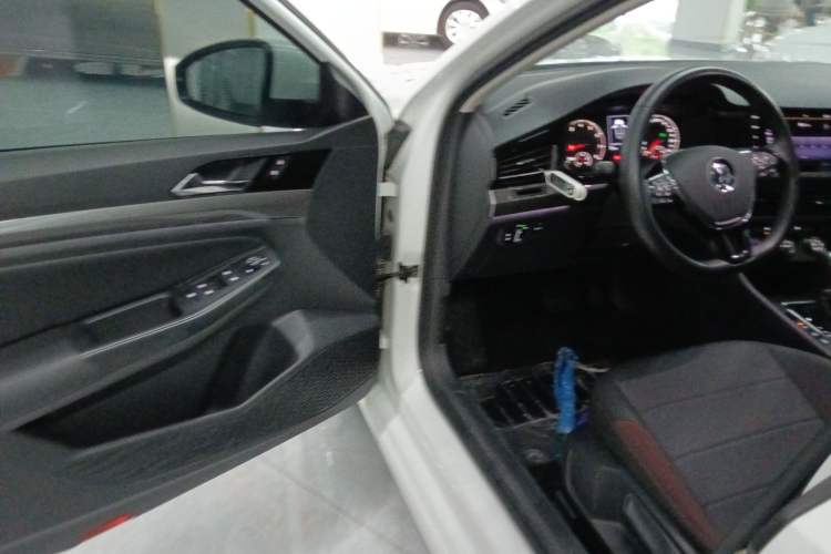 Used Volkswagen Bora 2021 1.5L Automatic Comfort Smart Connect Edition Driver Seat