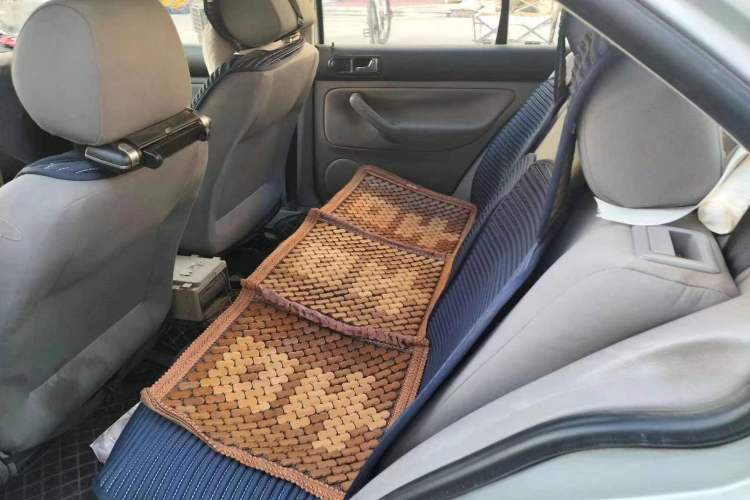 Used Volkswagen Bora 2006 1.6 Manual Luxury HL Left Rear Seat