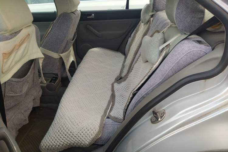 Used Volkswagen Bora 2006 1.6 Automatic Fashion TL Left Rear Seat