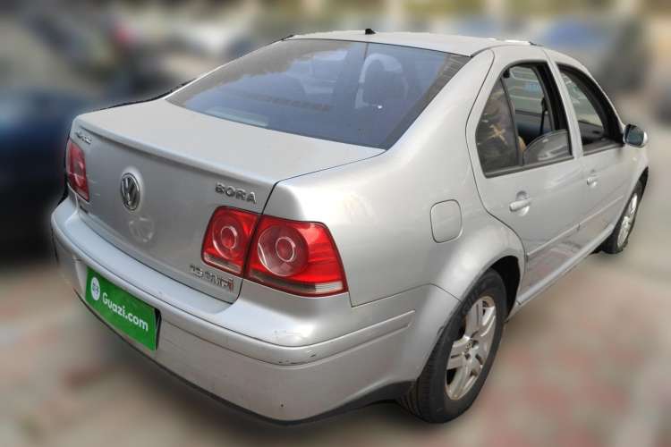 Used Volkswagen Bora 2006 1.6 Automatic Fashion TL Rear Right 45 Deg