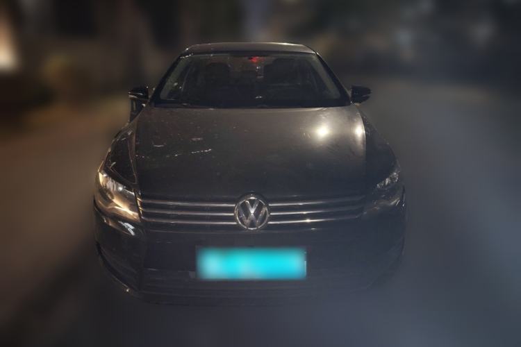 Used Volkswagen Bora 2008 1.6L Manual Fashion Model Front