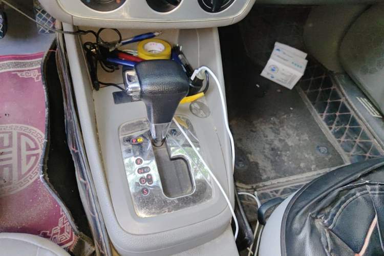 Used Volkswagen Bora 2008 1.6L Automatic Fashion Edition Gear Lever