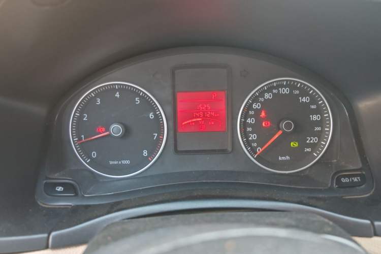 Used Volkswagen Bora 2008 1.6L Automatic Comfort Edition Instrument Cluster