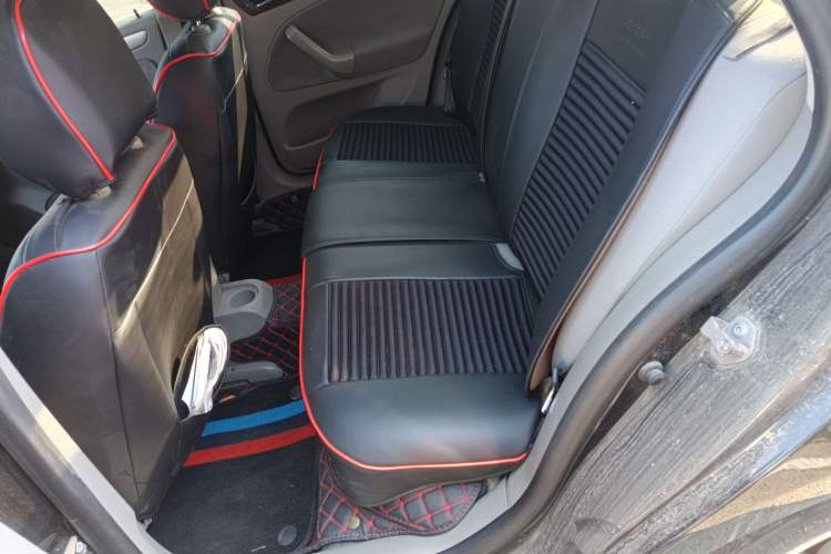 Used Volkswagen Bora 2008 1.6L Automatic Fashion Edition Left Rear Seat