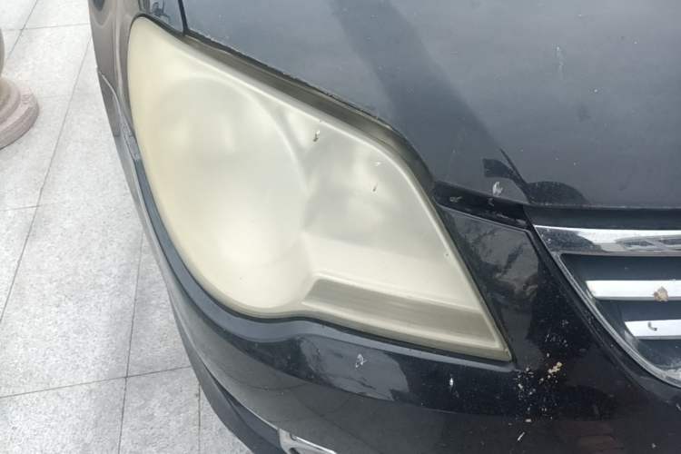 Used Volkswagen Bora 2008 1.6L Manual Fashion Model Right Front Headlight