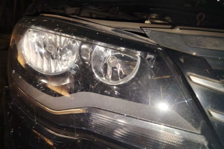 Used Volkswagen Bora 2008 1.6L Manual Fashion Model Right Front Headlight