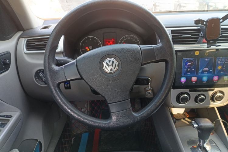 Used Volkswagen Bora 2008 1.6L Automatic Fashion Edition Steering Wheel