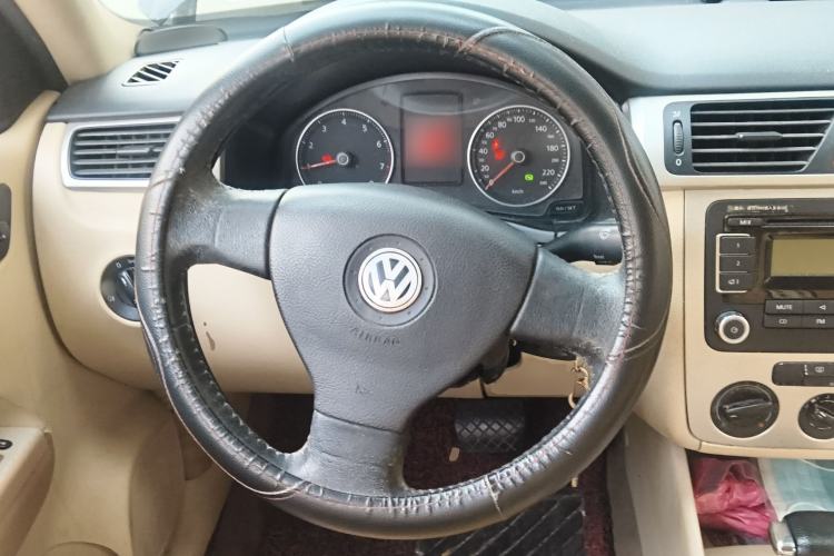 Used Volkswagen Bora 2008 1.6L Automatic Fashion Edition Steering Wheel