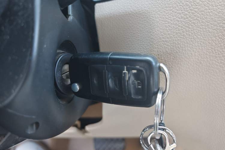 Used Volkswagen Bora 2008 1.6L Automatic Comfort Edition Vehicle Key