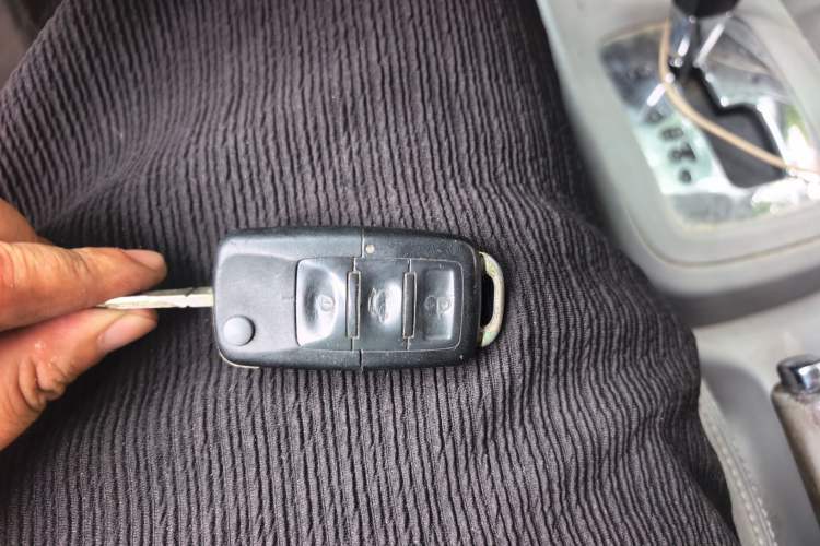 Used Volkswagen Bora 2008 1.6L Automatic Comfort Edition Vehicle Key