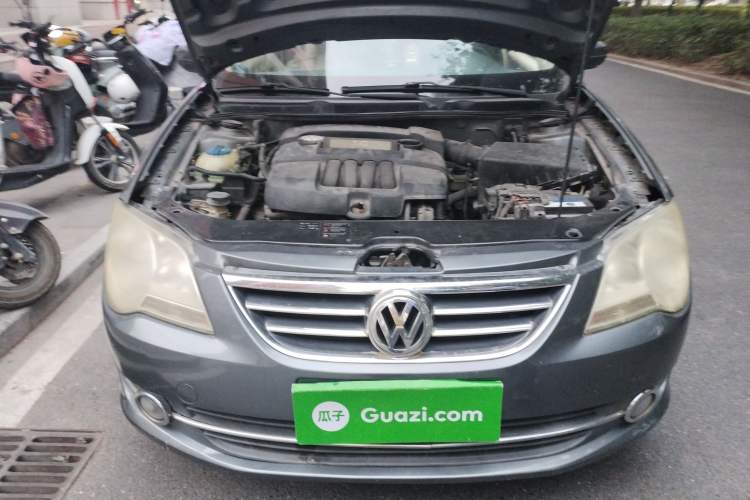 Used Volkswagen Bora 2008 1.6L Automatic Comfort Edition Engine Bay