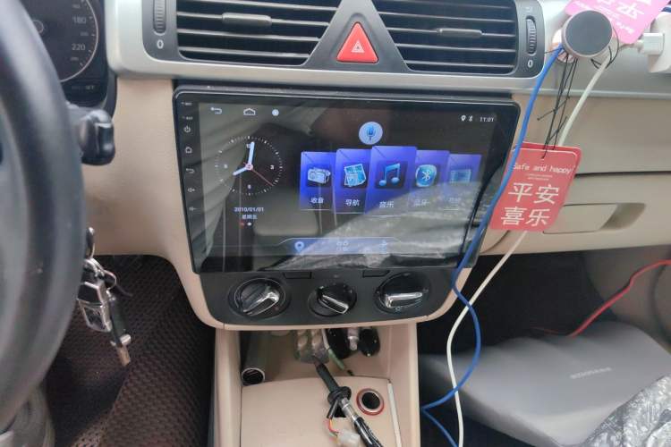 Used Volkswagen Bora 2008 1.6L Manual Fashion Model Audio And AC Panel