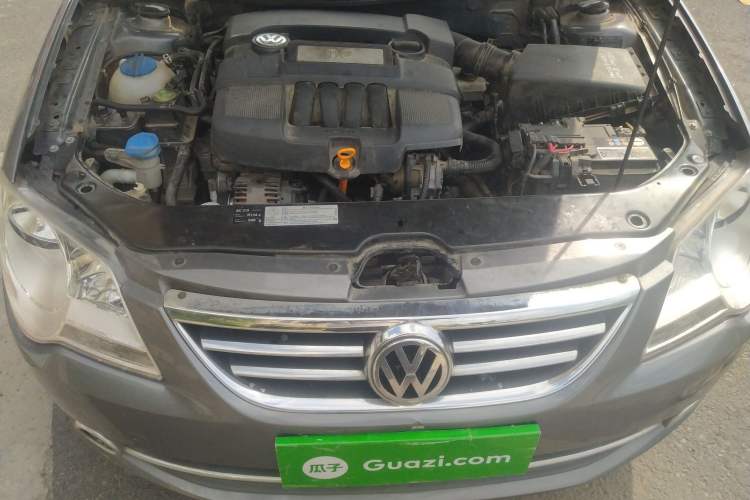 Used Volkswagen Bora 2008 1.6L Automatic Fashion Edition Engine Bay