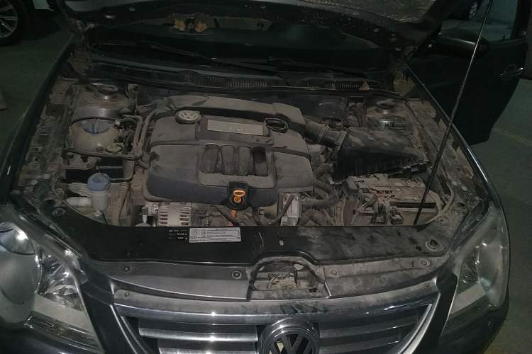 Used Volkswagen Bora 2008 1.6L Manual Comfort Model Engine Bay