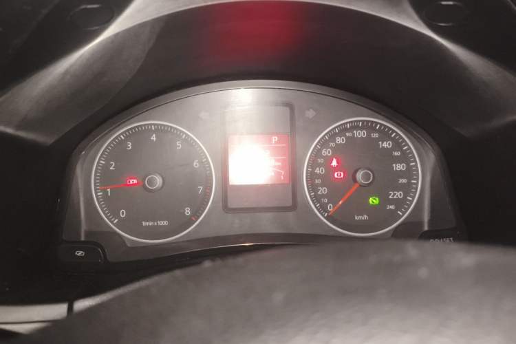 Used Volkswagen Bora 2008 2.0L Automatic Comfort Edition Instrument Cluster