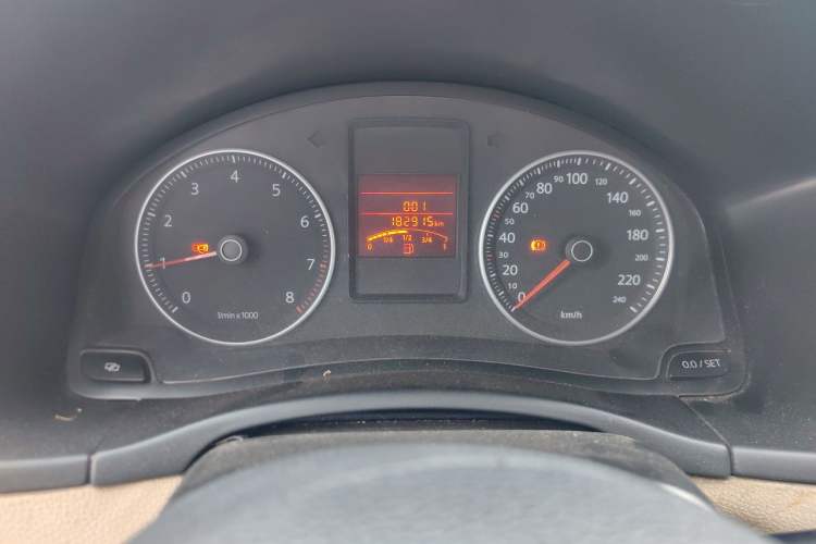 Used Volkswagen Bora 2008 1.6L Manual Fashion Model Instrument Cluster