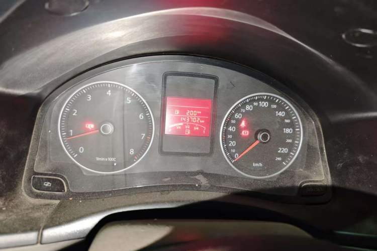 Used Volkswagen Bora 2008 1.6L Manual Fashion Model Instrument Cluster