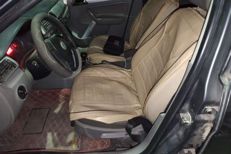 Used Volkswagen Bora 2008 1.6L Manual Fashion Model Left Front Seat