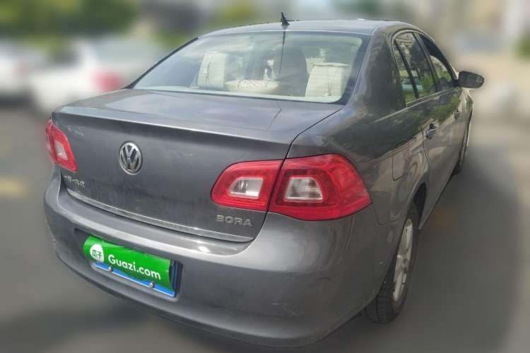 Used Volkswagen Bora 2008 1.6L Automatic Fashion Edition Rear Right 45 Deg