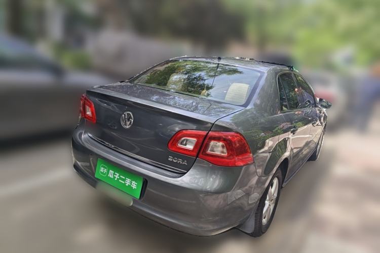 Used Volkswagen Bora 2008 1.6L Automatic Fashion Edition Rear Right 45 Deg