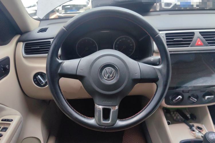 Used Volkswagen Bora 2008 1.6L Manual Fashion Model Steering Wheel