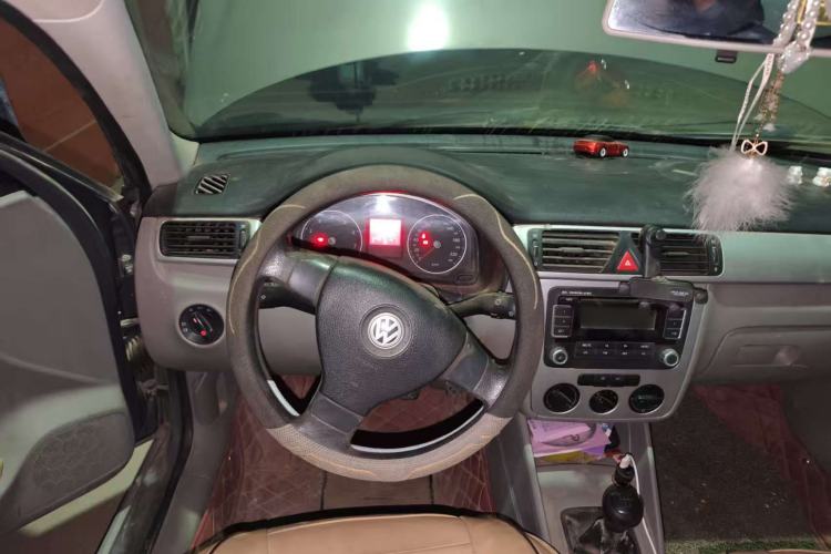 Used Volkswagen Bora 2008 1.6L Manual Fashion Model Steering Wheel