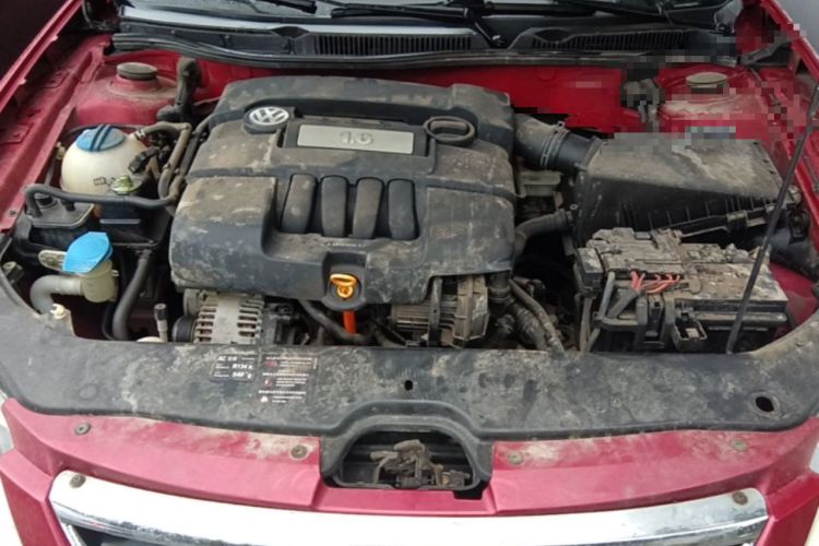 Used Volkswagen Bora 2008 1.6L Manual Fashion Model Engine Bay