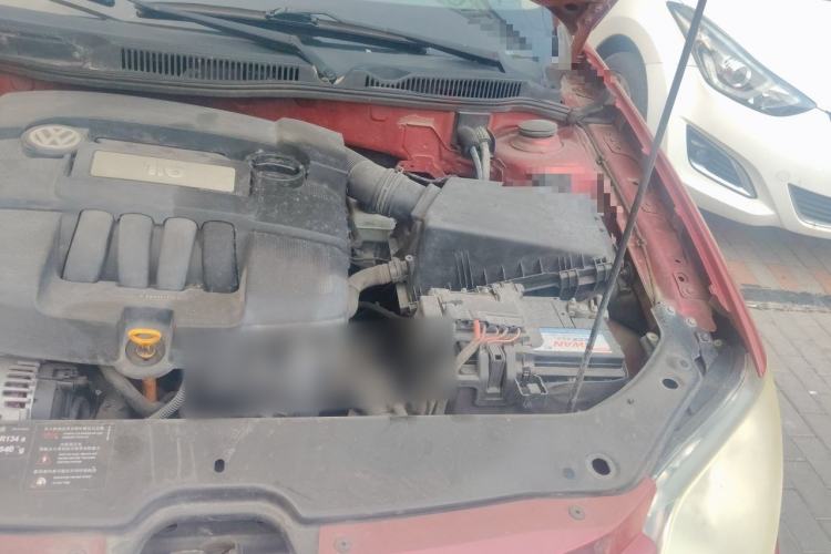 Used Volkswagen Bora 2008 1.6L Manual Fashion Model Engine Bay Left