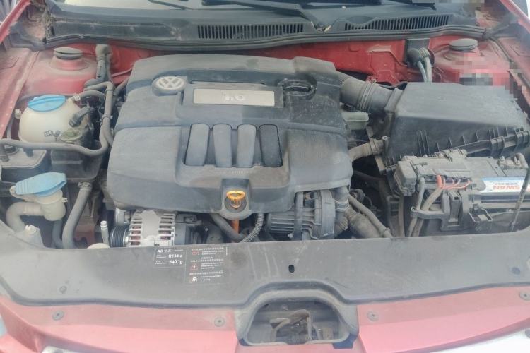 Used Volkswagen Bora 2008 1.6L Manual Fashion Model Engine Bay