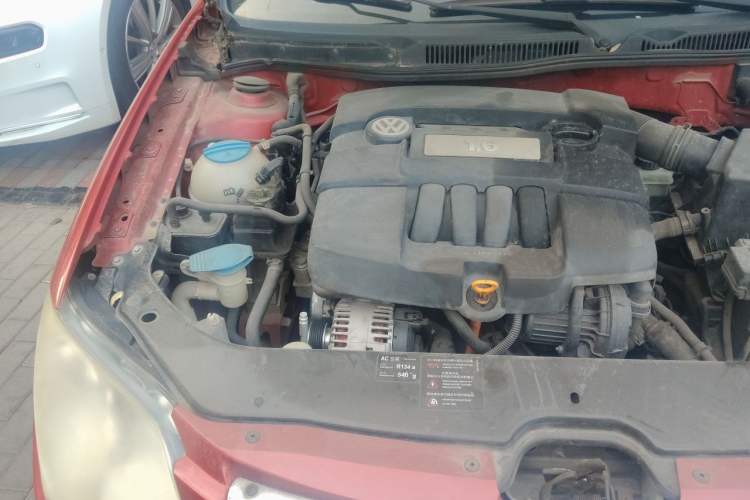 Used Volkswagen Bora 2008 1.6L Manual Fashion Model Engine Bay Right
