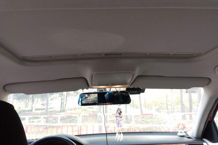 Used Volkswagen Bora 2008 1.6L Automatic Comfort Edition Headliner