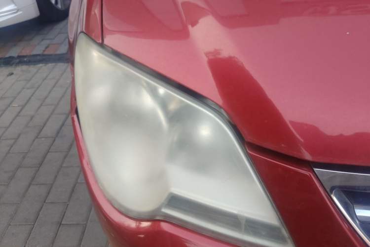 Used Volkswagen Bora 2008 1.6L Manual Fashion Model Right Front Headlight