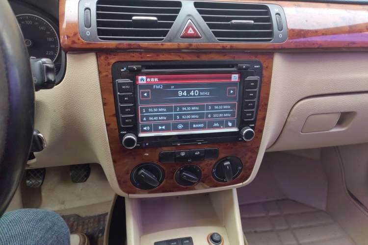 Used Volkswagen Bora 2008 1.6L Manual Comfort Model Audio And AC Panel