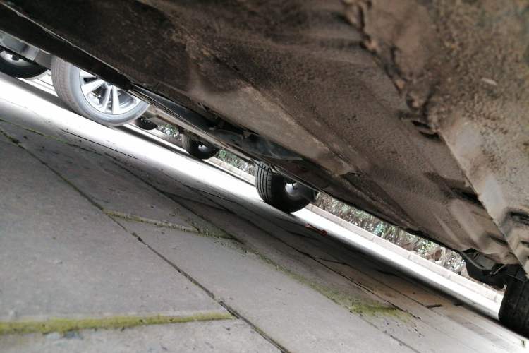 Used Volkswagen Bora 2008 1.6L Automatic Fashion Edition Chassis Front Left