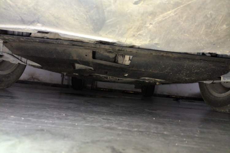 Used Volkswagen Bora 2008 1.6L Manual Fashion Model Chassis Front