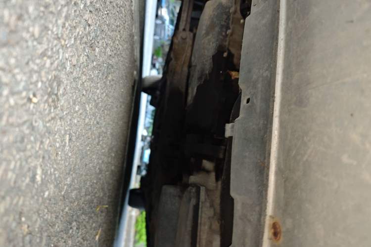 Used Volkswagen Bora 2008 1.6L Automatic Fashion Edition Chassis Front