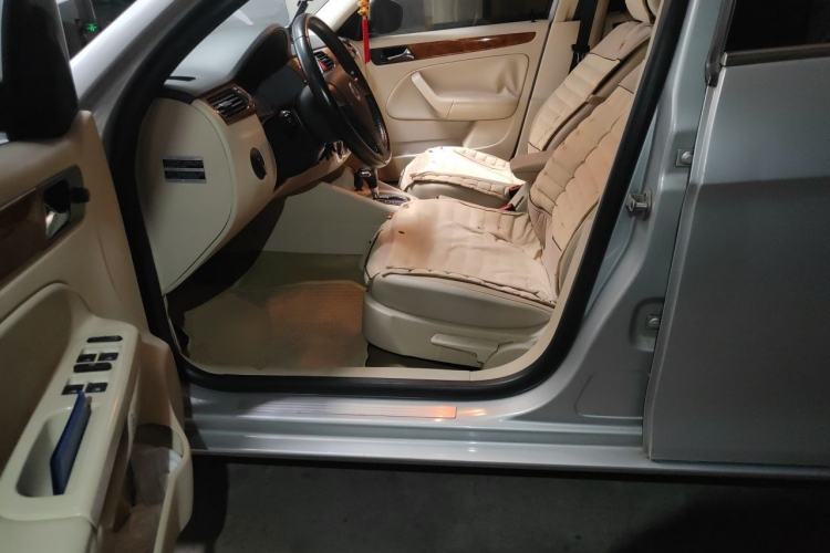 Used Volkswagen Bora 2008 1.6L Automatic Comfort Edition Driver Seat