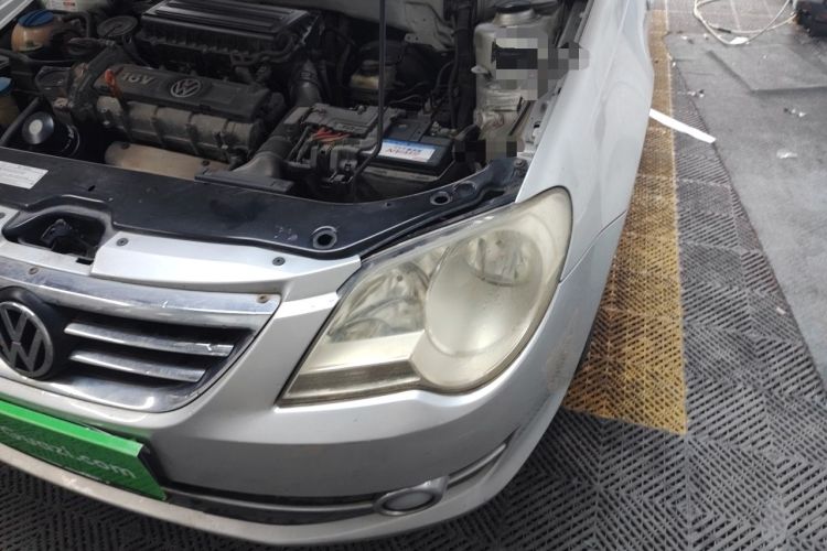 Used Volkswagen Bora 2008 1.6L Automatic Fashion Edition Engine Bay Left