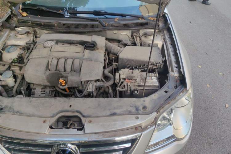 Used Volkswagen Bora 2008 1.6L Automatic Comfort Edition Engine Bay Left