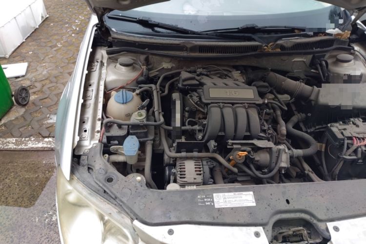 Used Volkswagen Bora 2008 1.6L Manual Comfort Model Engine Bay Right